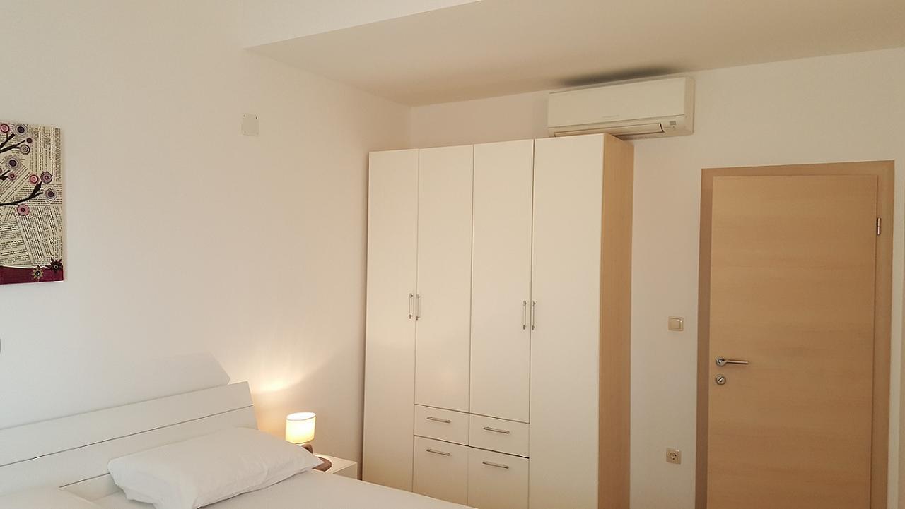 Apartman Baric Севид Экстерьер фото